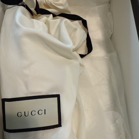 Gucci Sandals - Picture 3 of 4